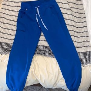 Figs scrub set size small